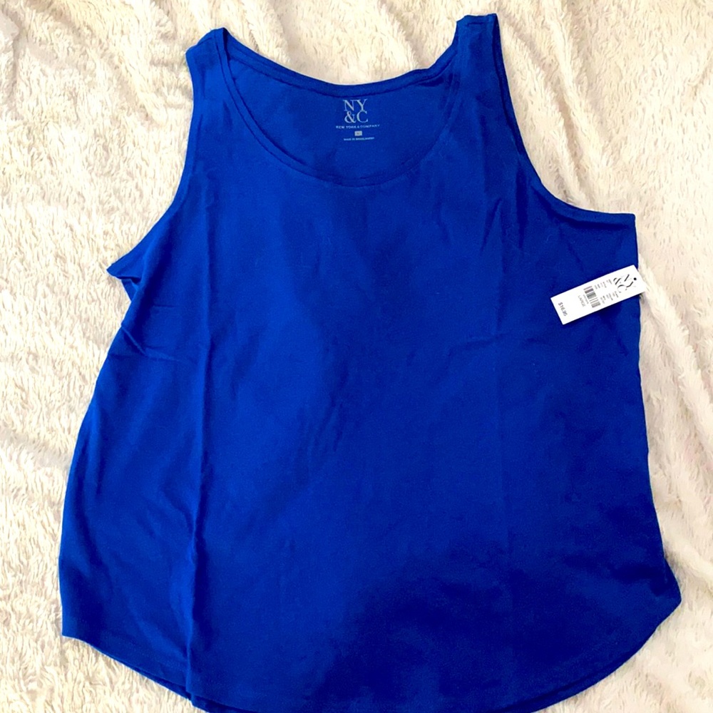 NY&C Scoop neck tank top